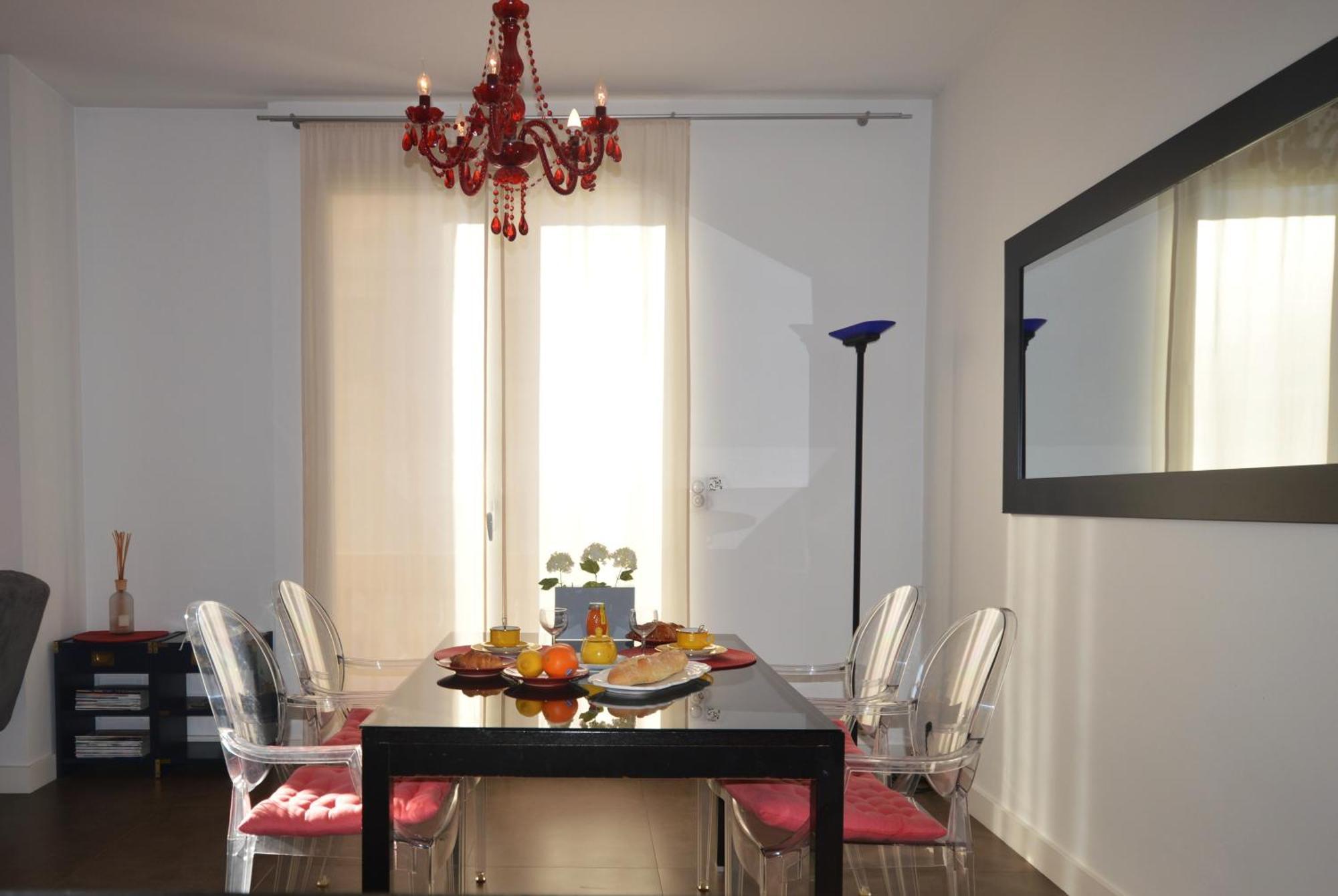 Palais Miramar La Rouge *