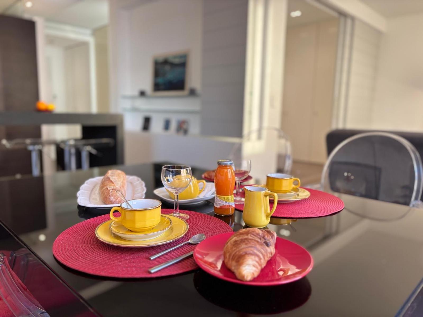 Appartement Palais Miramar La Rouge